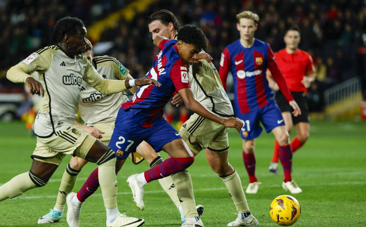 巴塞罗那力争巩固西甲榜首地位，赫罗纳遭遇六轮不胜困境