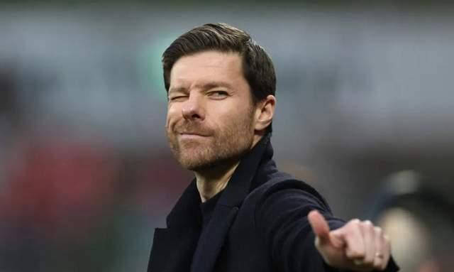 德甲冠军有望今晚提前揭晓！拜仁33次加冕在望，凯恩或迎来首个冠军